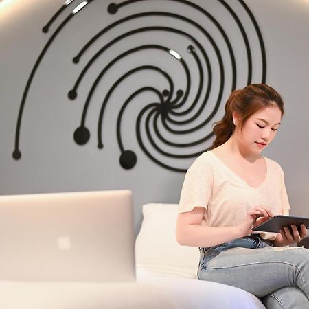 Sr Grand Hotel Chiangmai Чиангмай Екстериор снимка