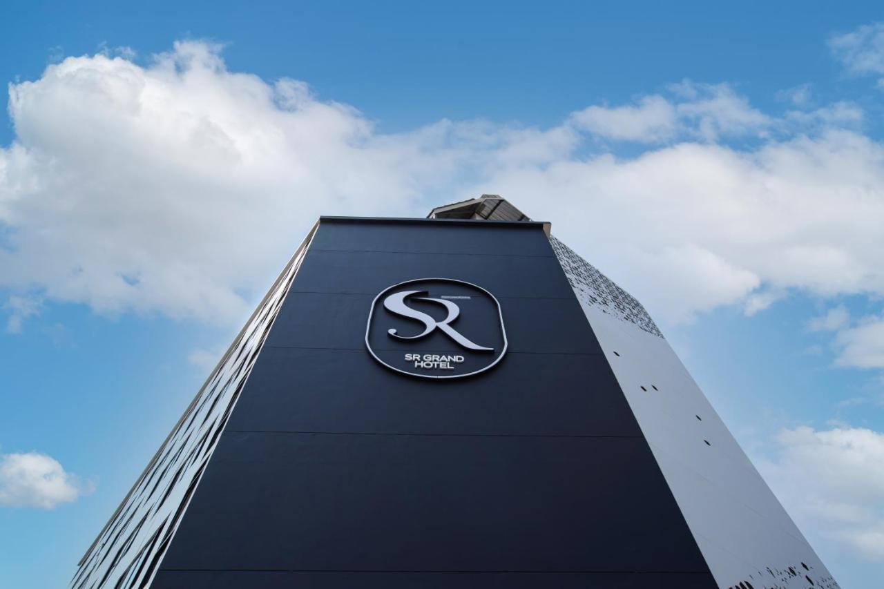 Sr Grand Hotel Chiangmai Чиангмай Екстериор снимка