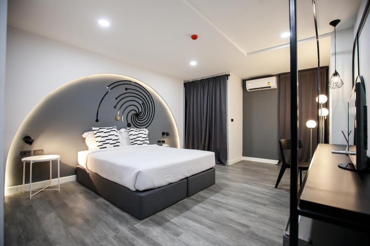 Sr Grand Hotel Chiangmai Чиангмай Екстериор снимка