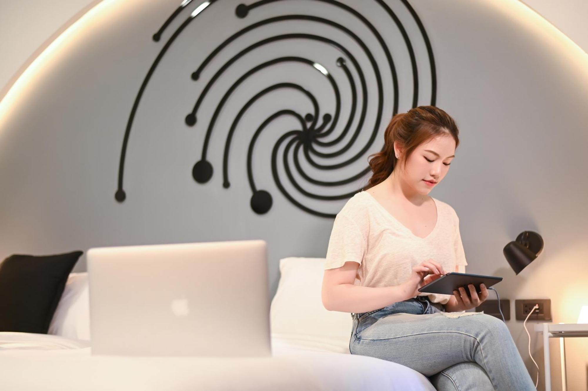 Sr Grand Hotel Chiangmai Чиангмай Екстериор снимка
